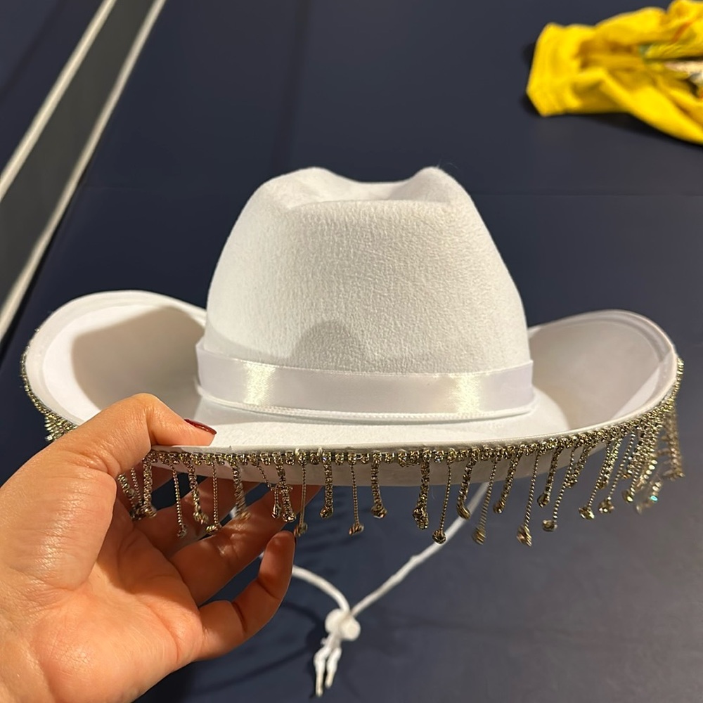 Cowboy hat with rhinestones jewels eras tour